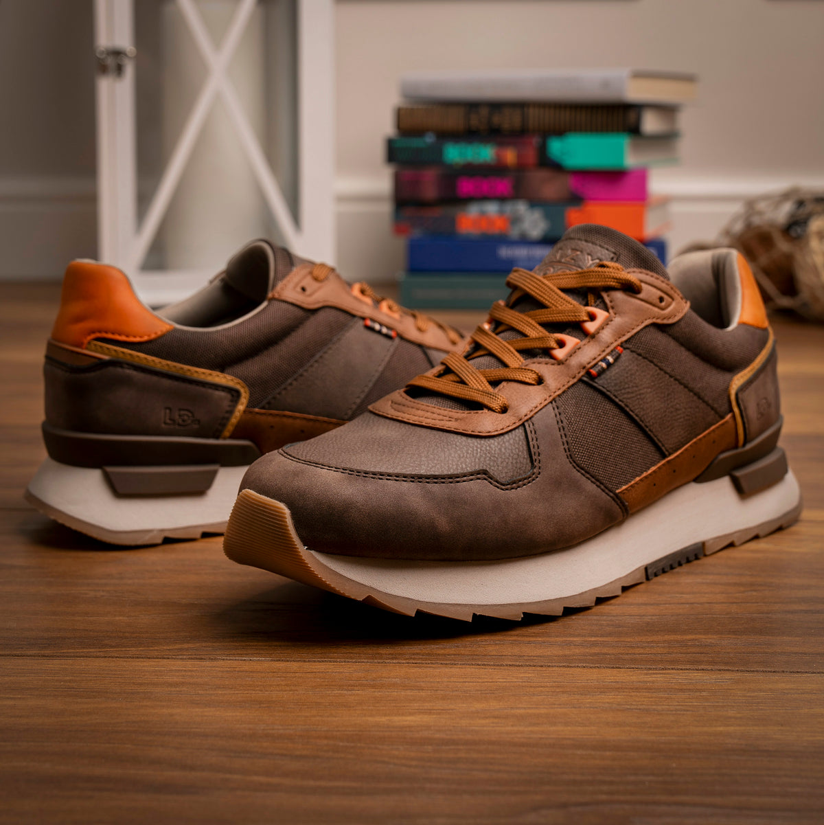 Tommy Brown Mens Trainer