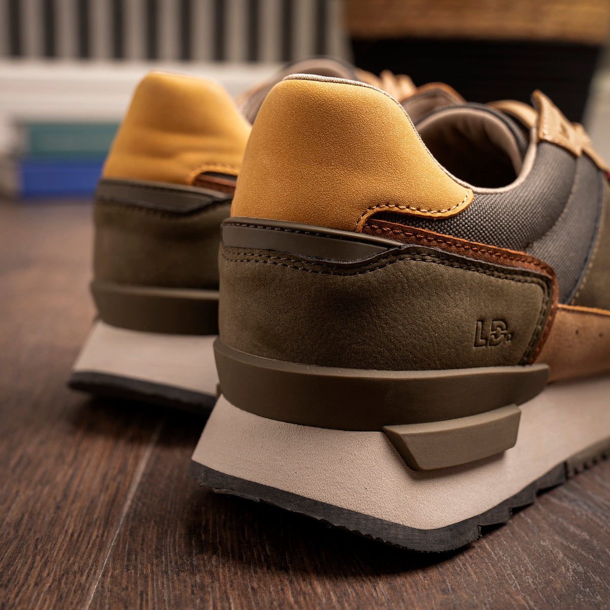 Tommy Khaki Mens Trainer