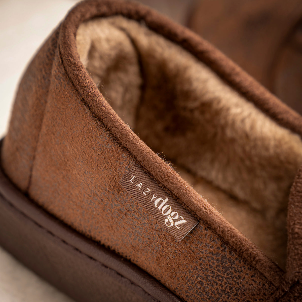 Manor II Brown Slipper