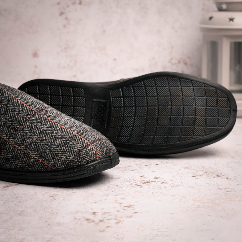 Harrison II Grey Slipper