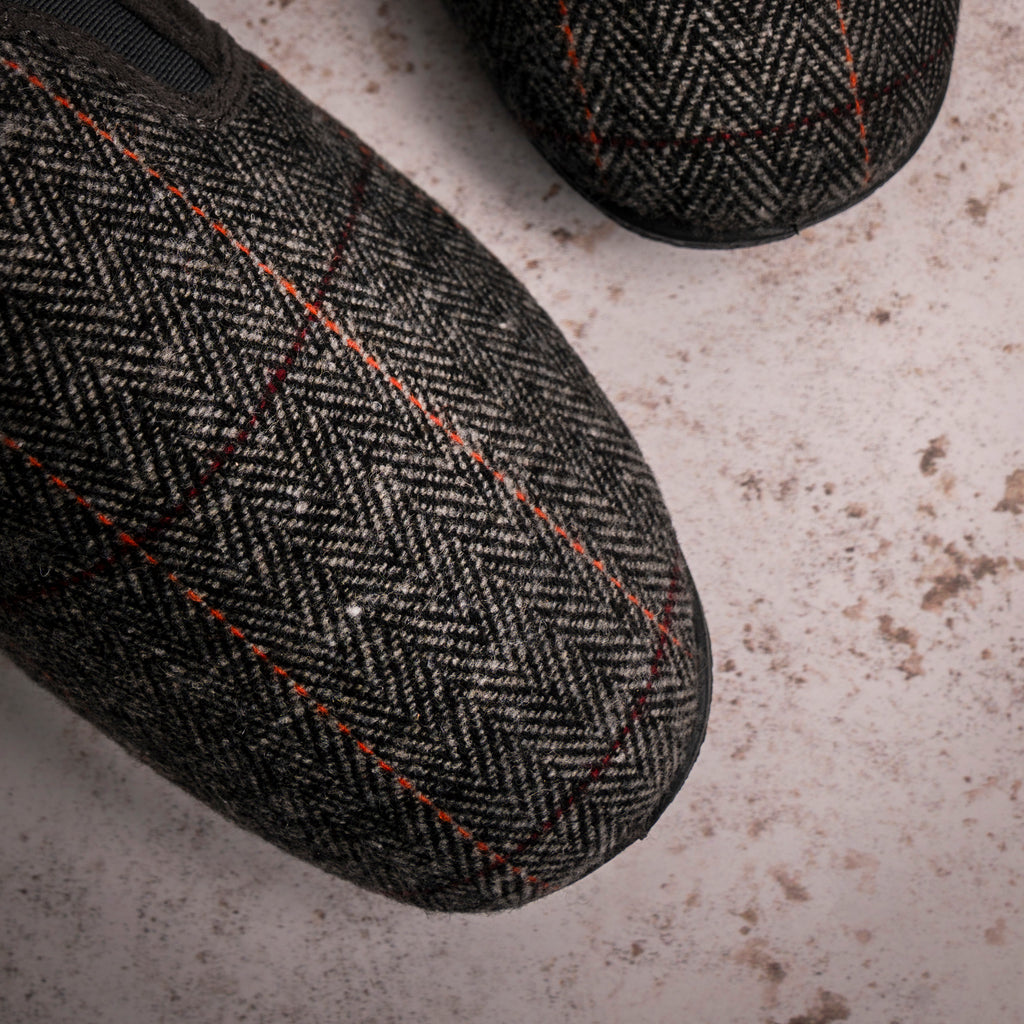 Harrison II Grey Slipper