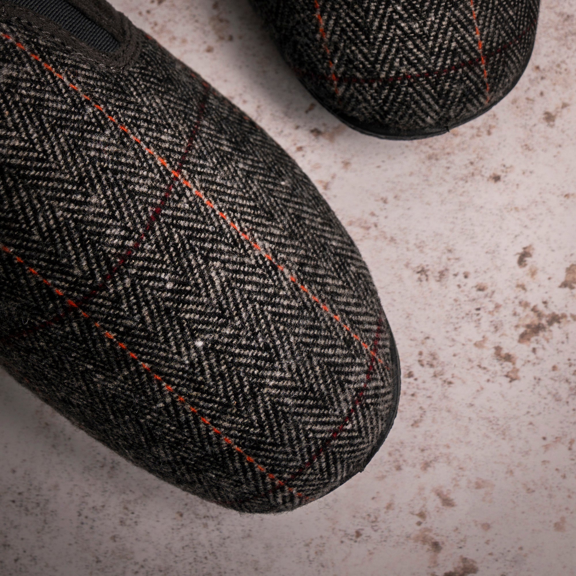 Harrison II Grey Slipper