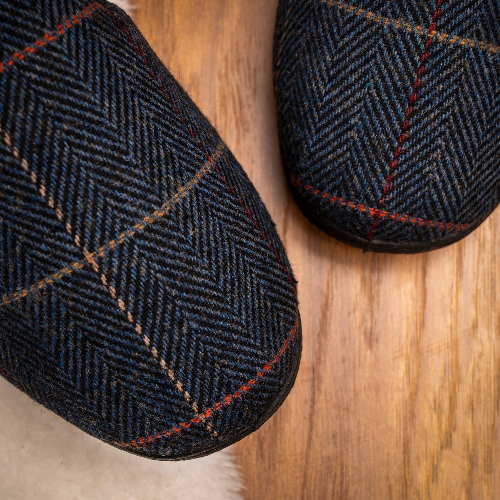Harrison II Navy Slipper