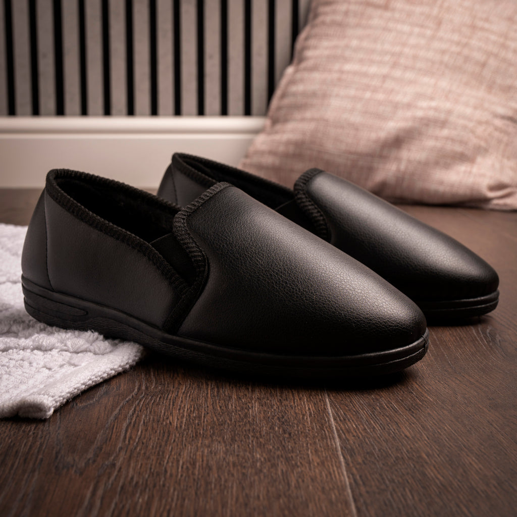 Trent II Black Slipper