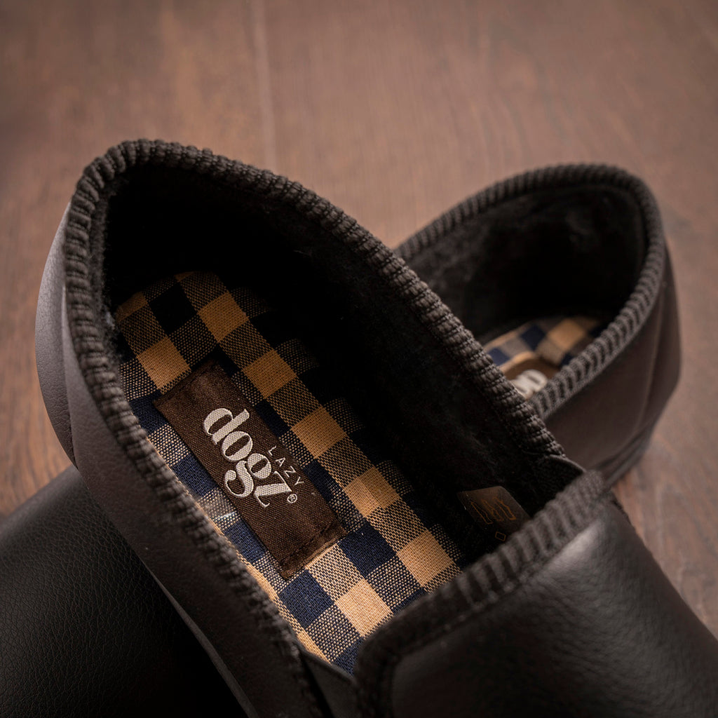 Trent II Black Slipper
