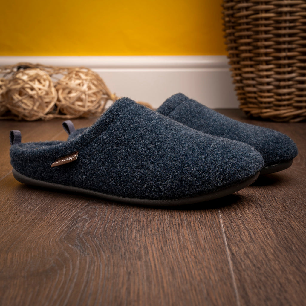 Lee Navy Slipper
