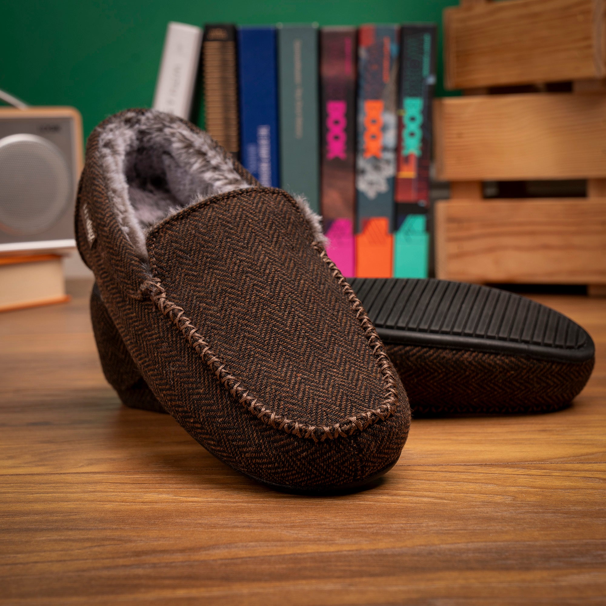 Hendrix II Brown Slipper
