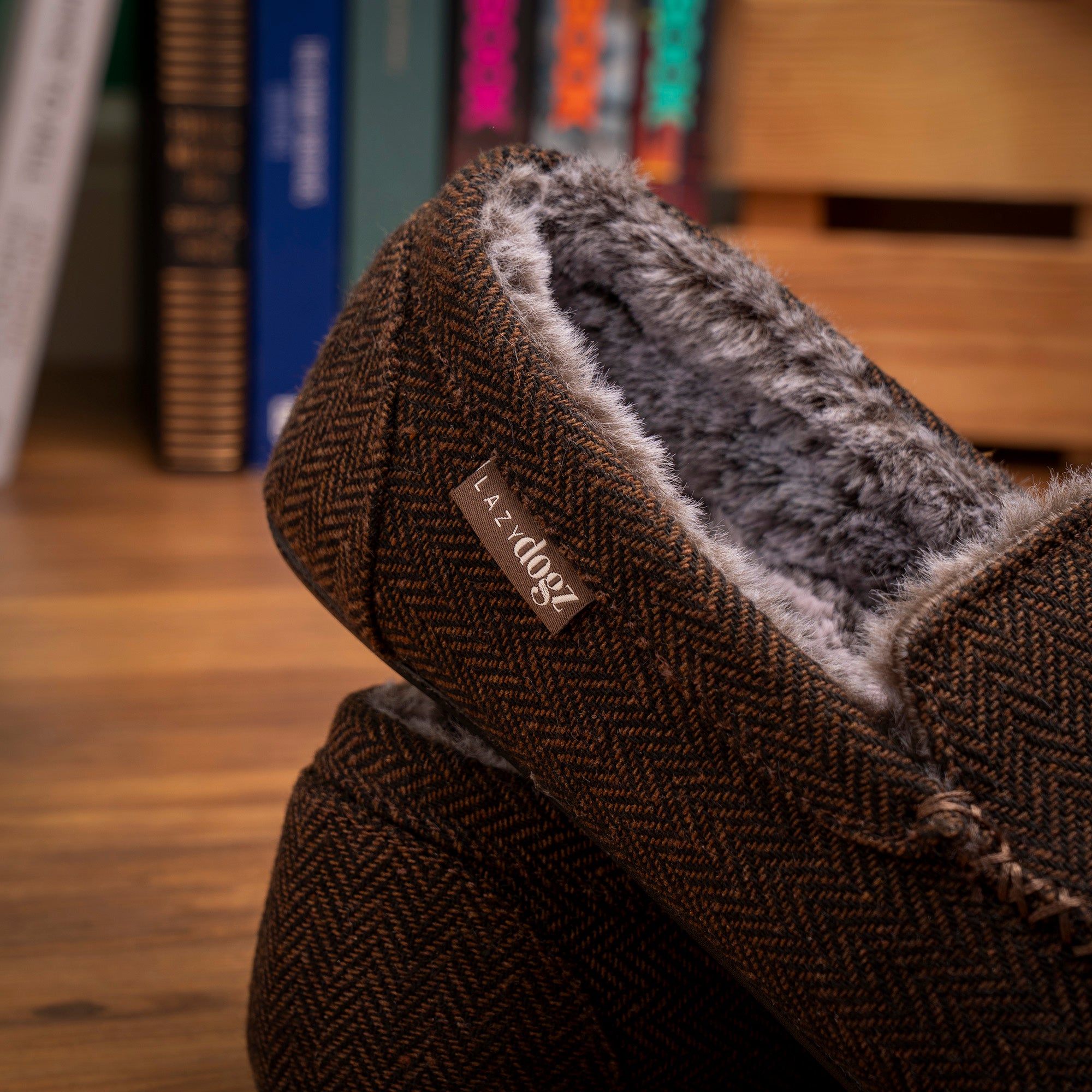 Hendrix II Brown Slipper