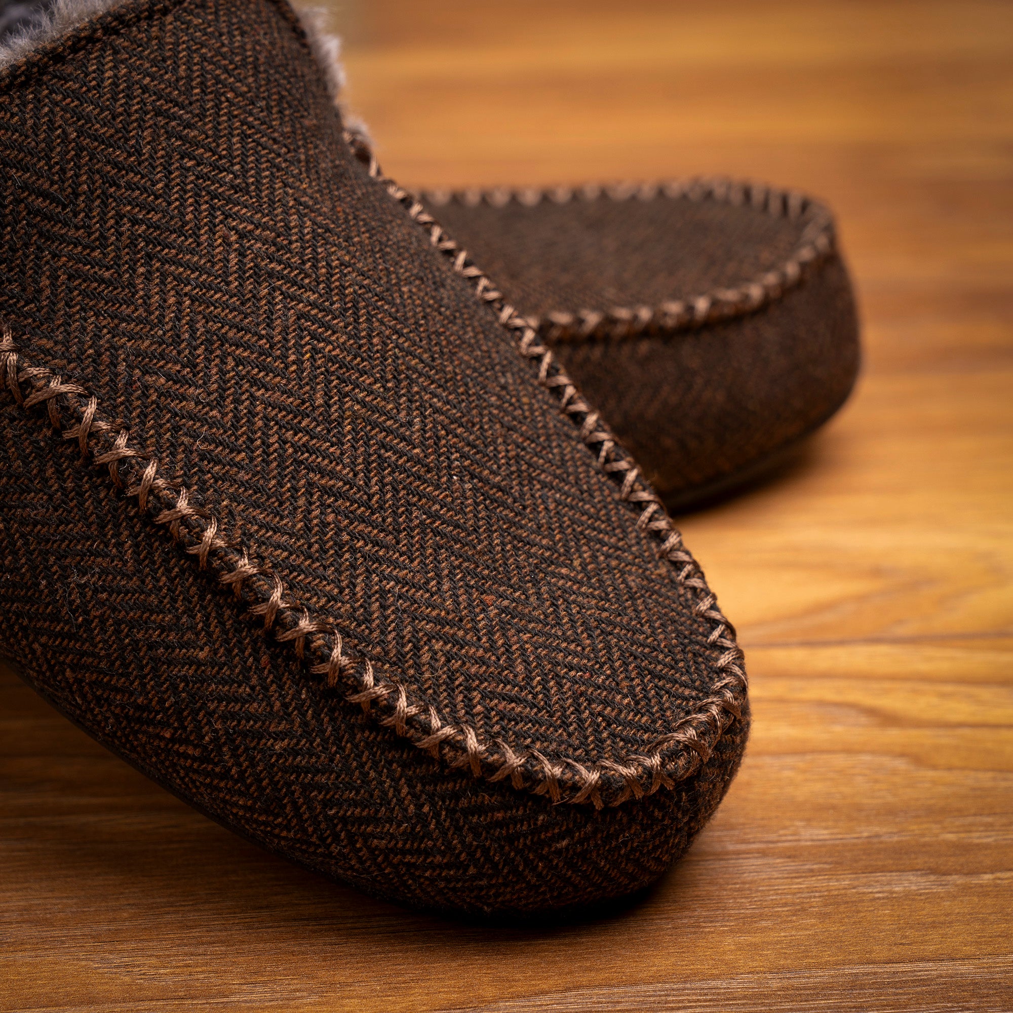 Hendrix II Brown Slipper